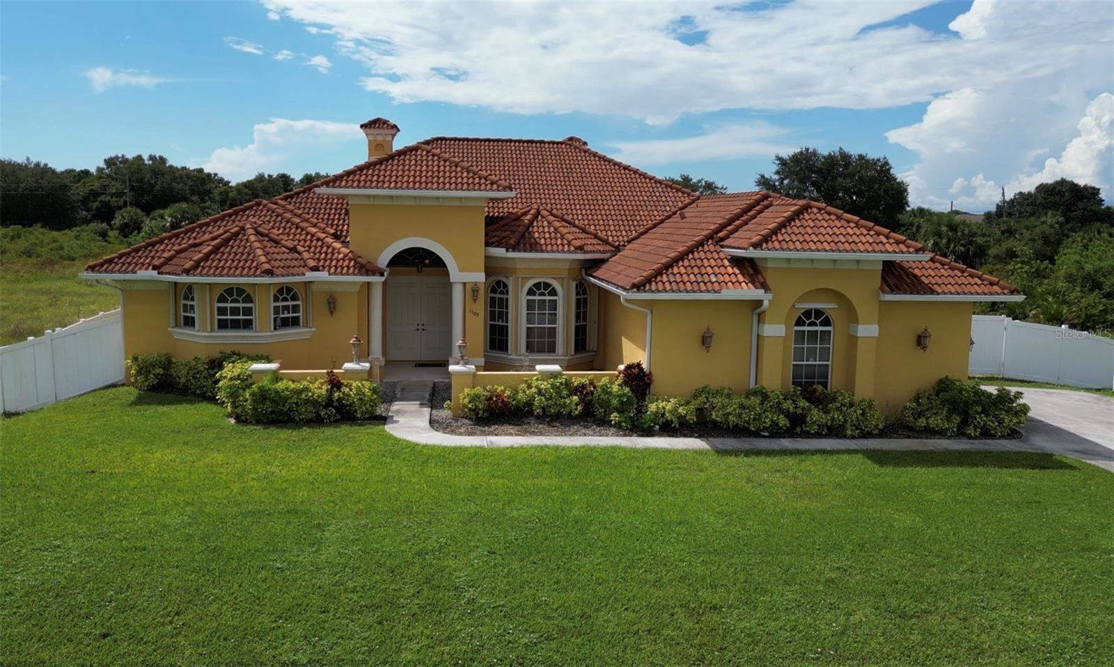 LEHIGH ACRES - Residential