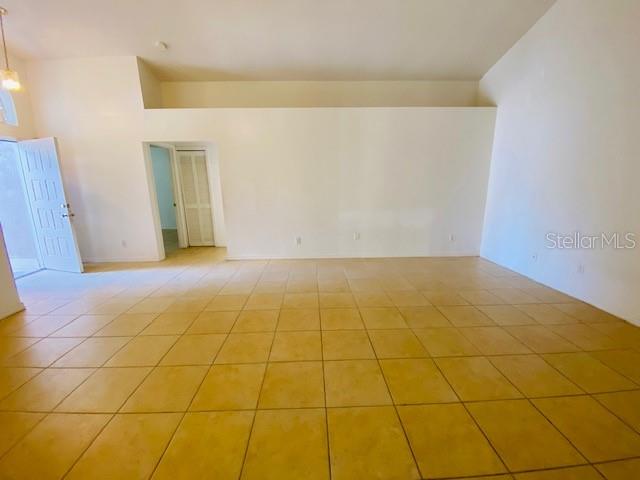 CANOE CREEK ESTS PH 2 - Residential Lease