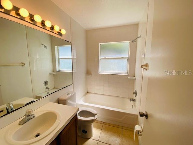 CANOE CREEK ESTS PH 2 - Residential Lease
