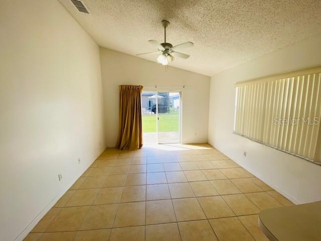 CANOE CREEK ESTS PH 2 - Residential Lease
