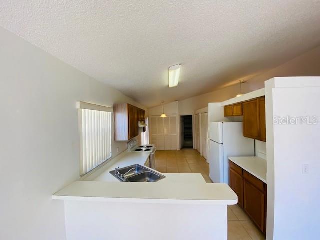 CANOE CREEK ESTS PH 2 - Residential Lease