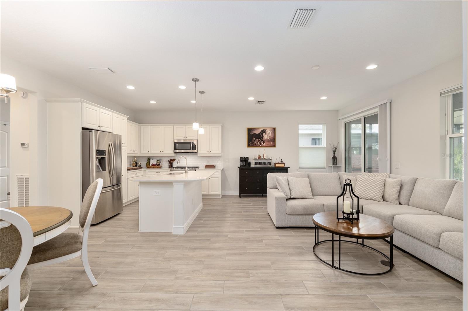 OCALA PRESERVE PH 18A - Residential Lease