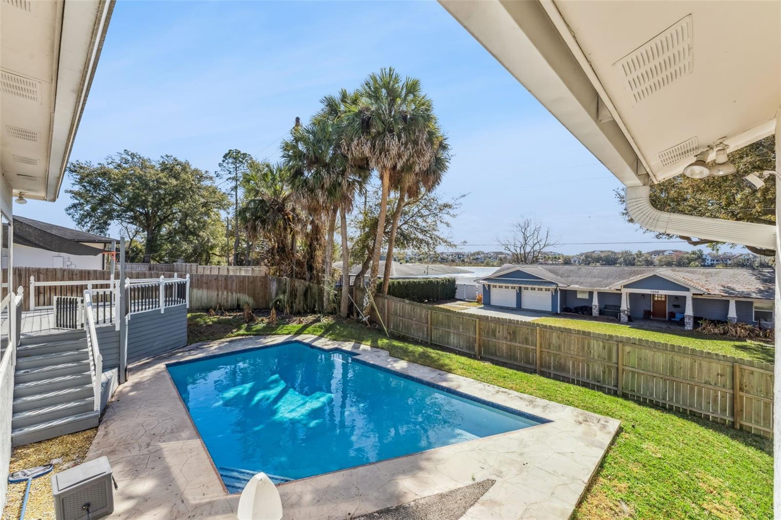 STONEWOOD - Residential