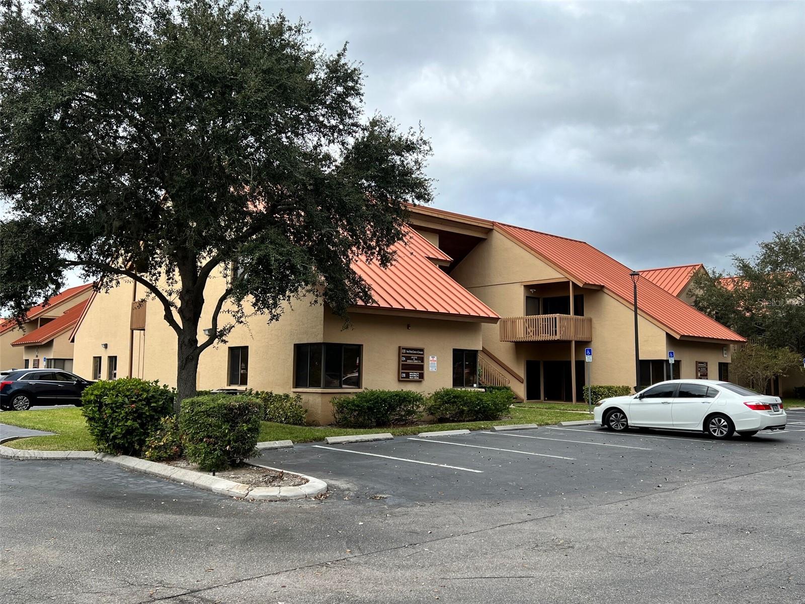 2831 RINGLING BOULEVARD E118-E120