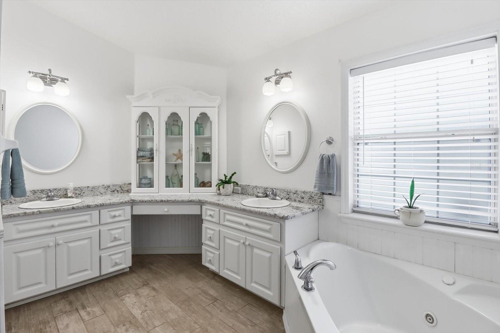 CONNELL HEIGHTS UNIT 07 - Residential