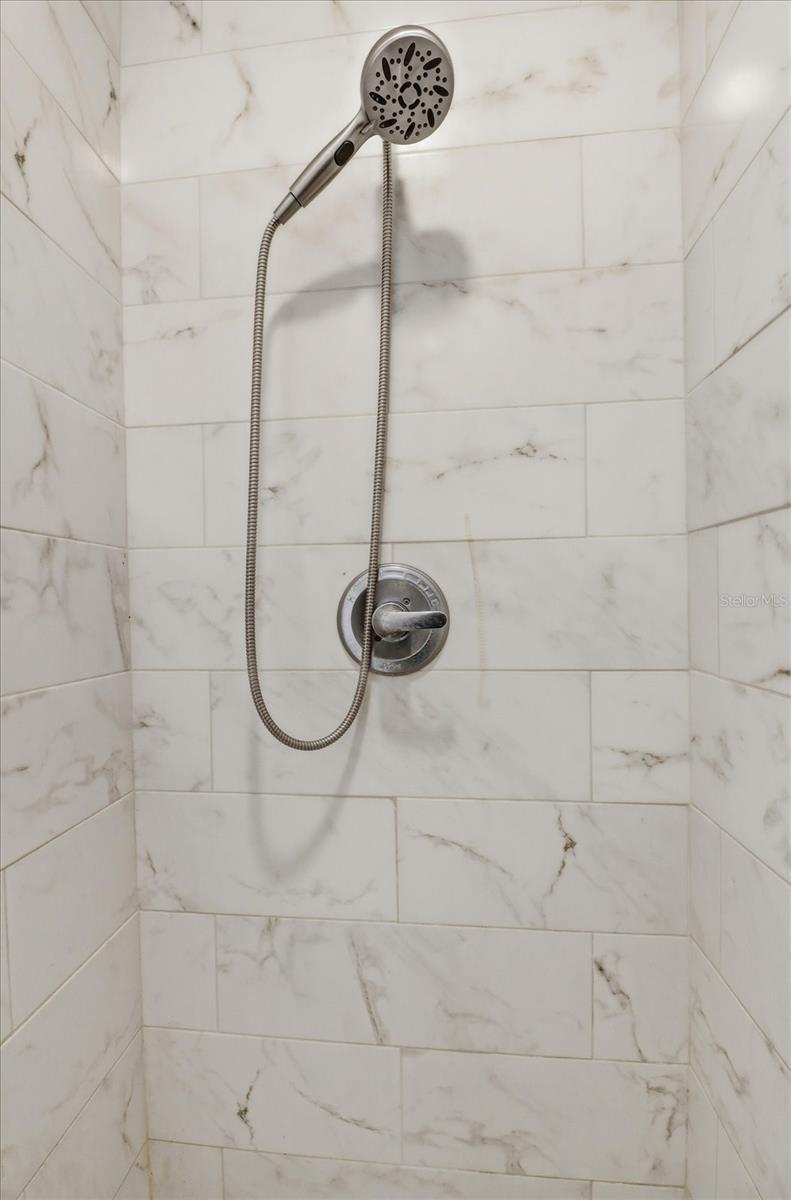 CONNELL HEIGHTS UNIT 07 - Residential