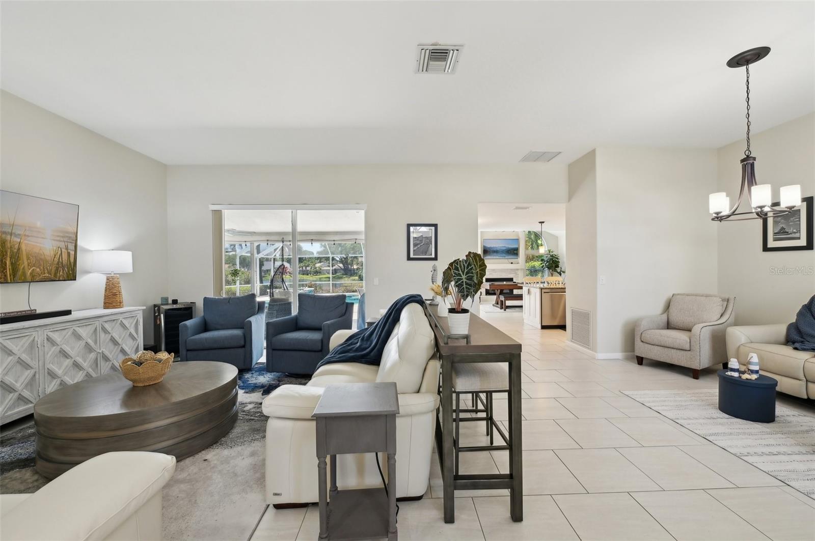 8146 SHADOW PINE WAY
