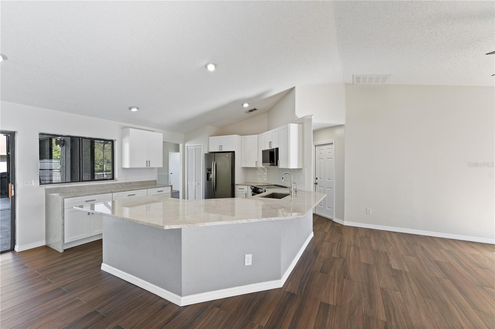 COUNTRYWAY PRCL B TR 6 - Residential