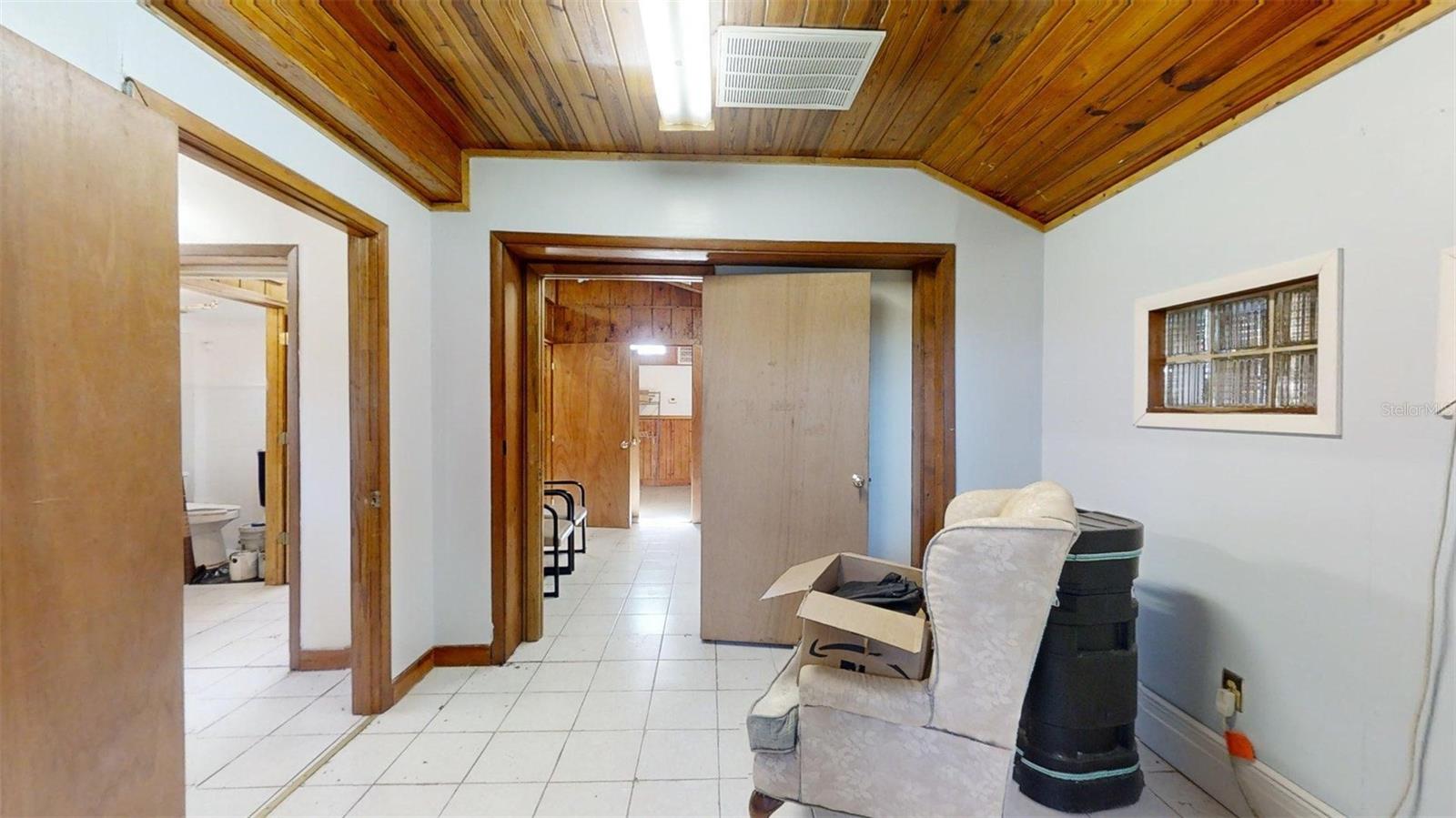DRUID HILLS - Commercial Sale