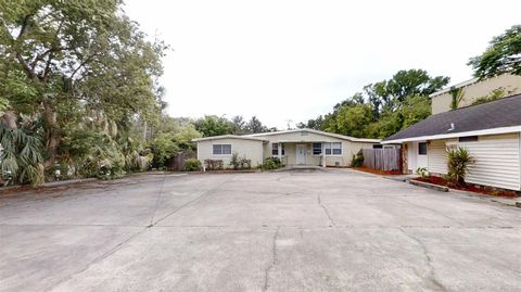 Photo of 420 SE 17th Street, Ocala, FL 34471 (MLS # G5103403)