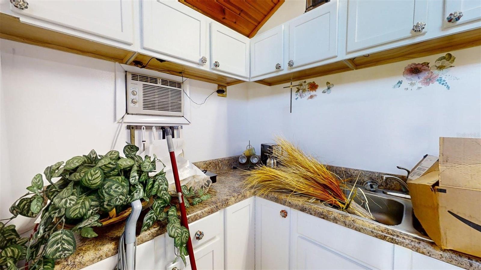 DRUID HILLS - Commercial Sale