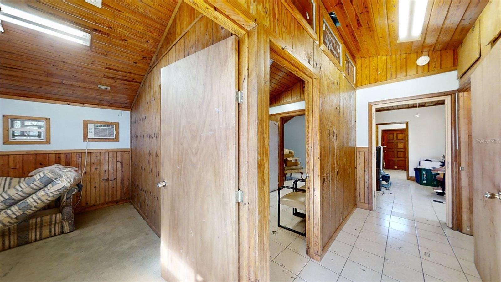 DRUID HILLS - Commercial Sale