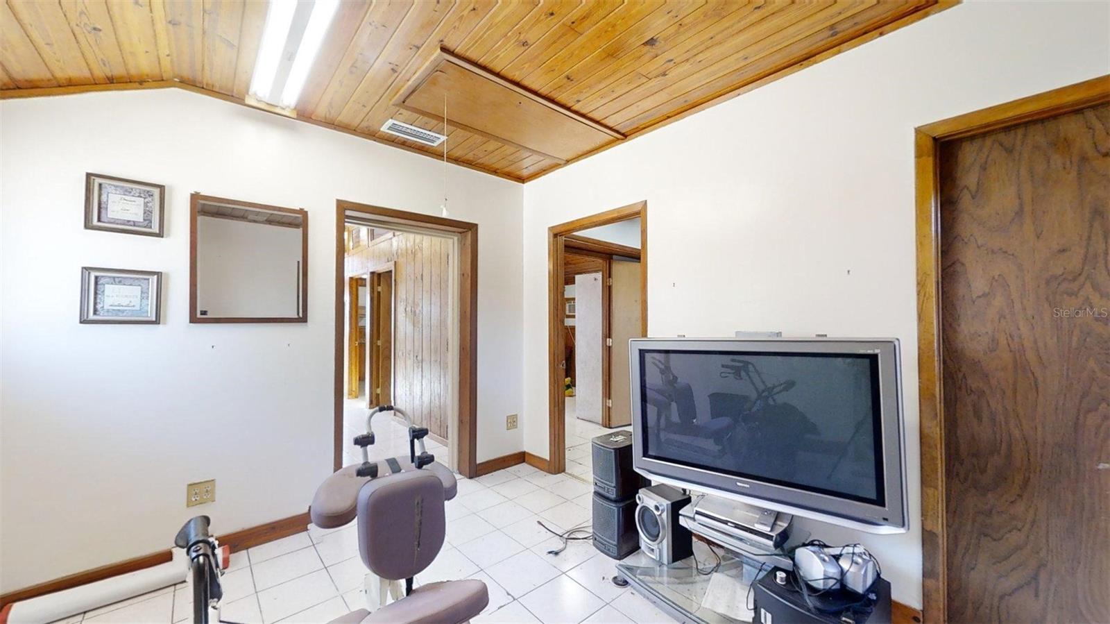 DRUID HILLS - Commercial Sale
