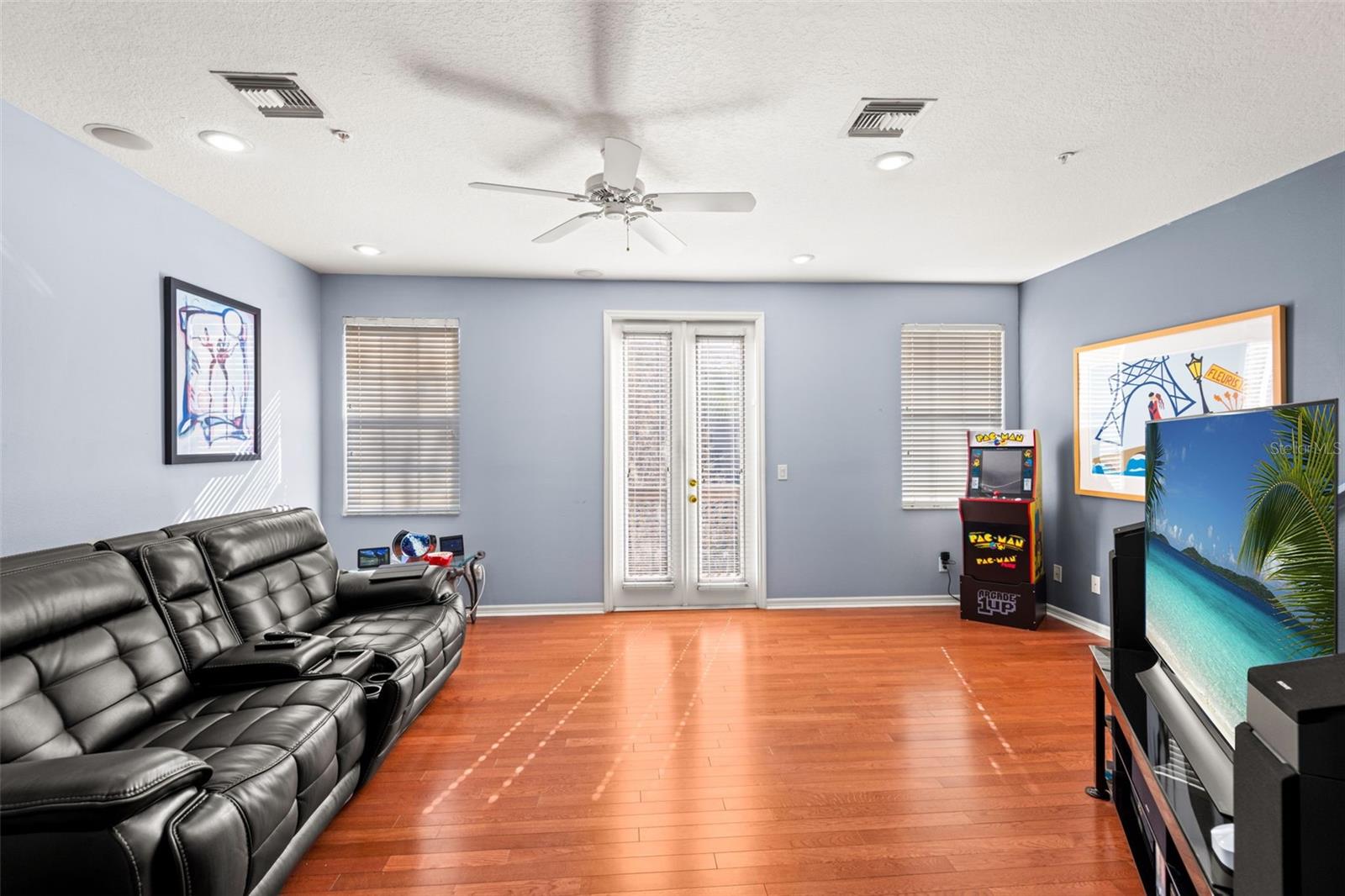 3010 BAYSHORE POINTE DRIVE