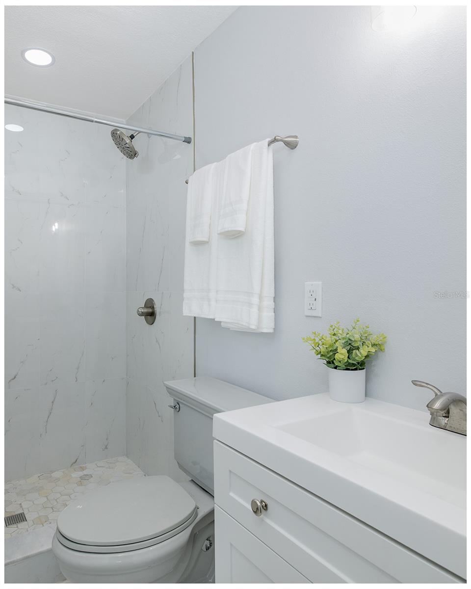 HARBOR PALMS-UNIT TWO - Residential
