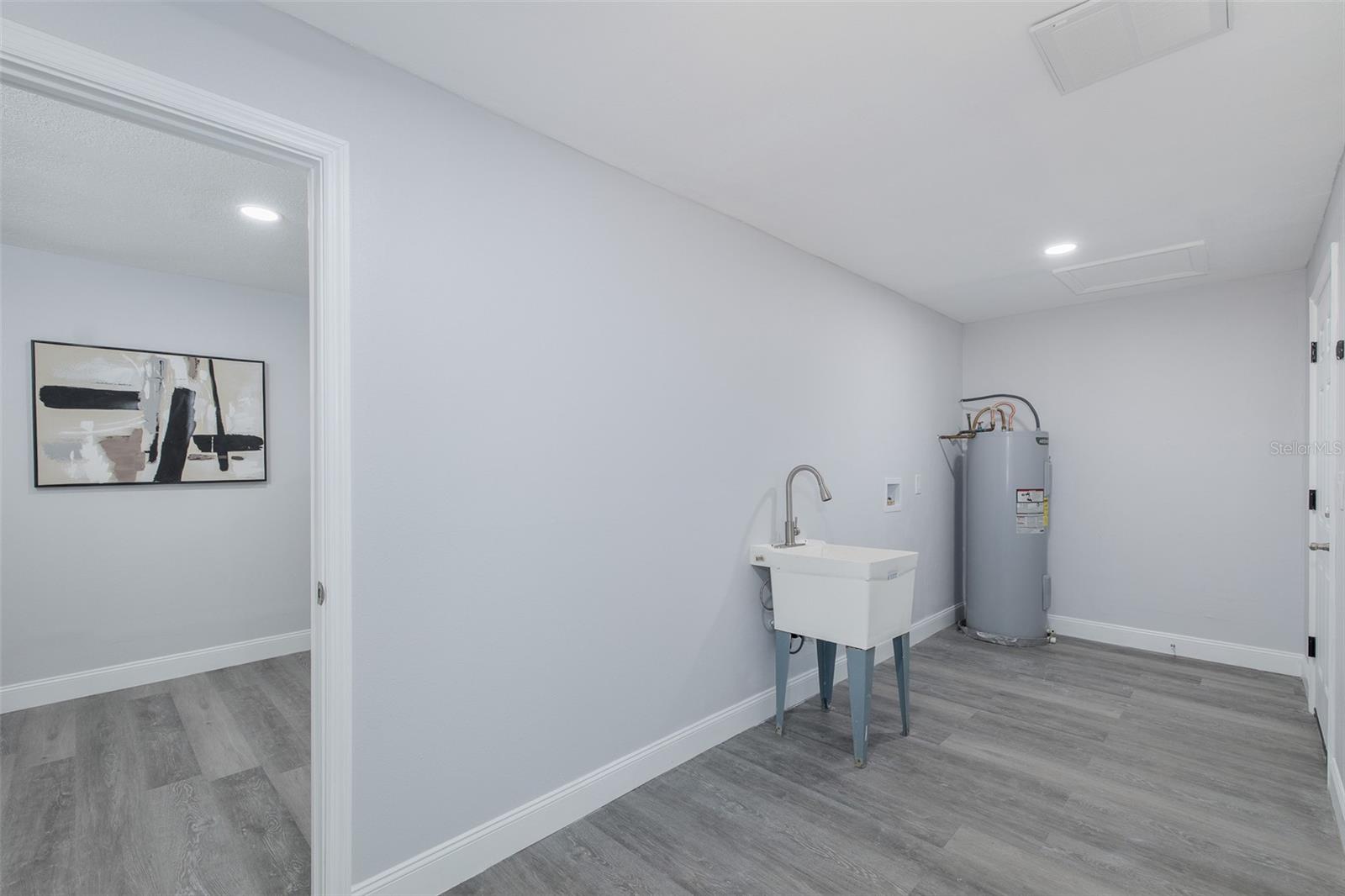 HARBOR PALMS-UNIT TWO - Residential