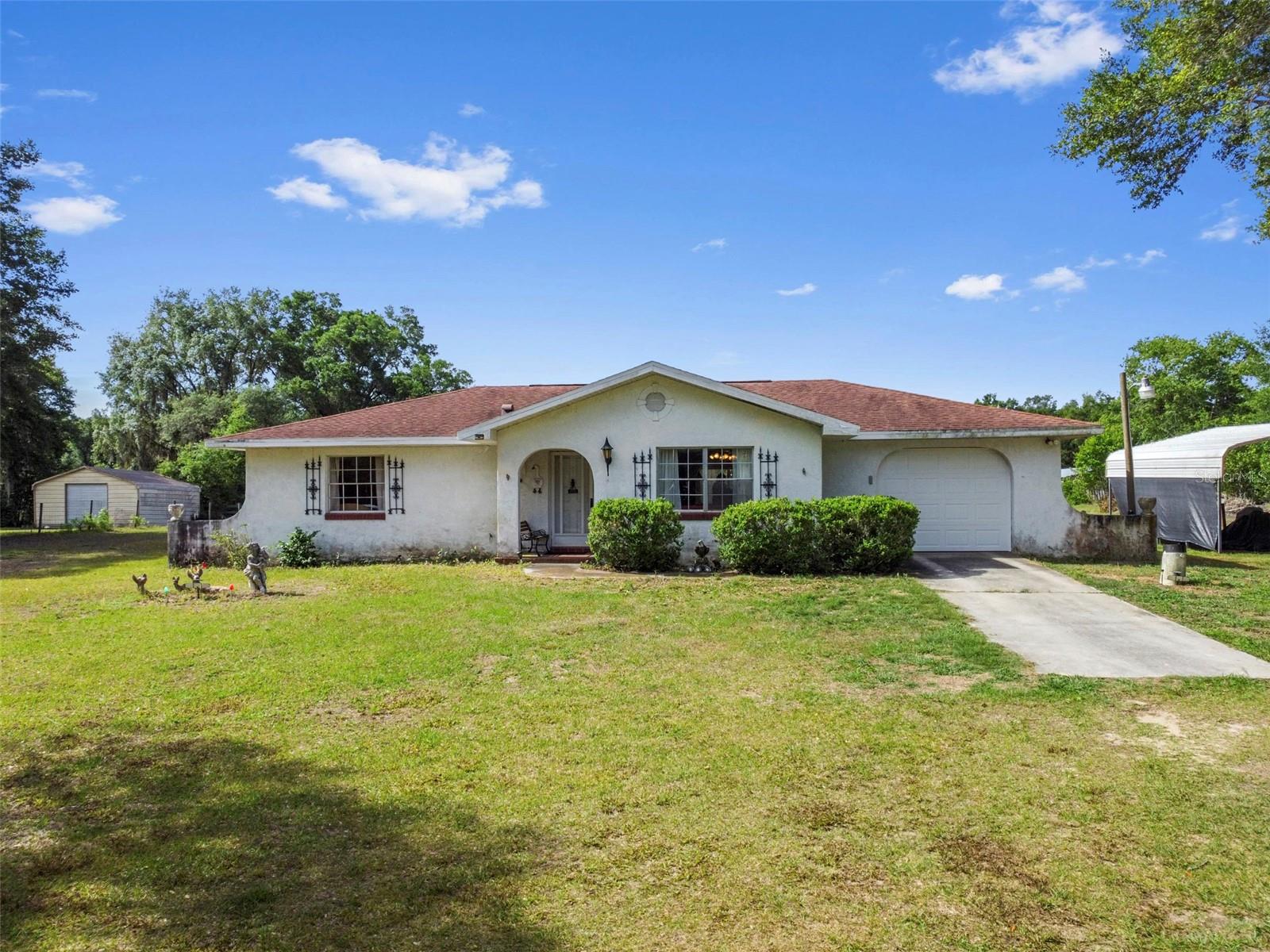 DERBY OAKS - Residential