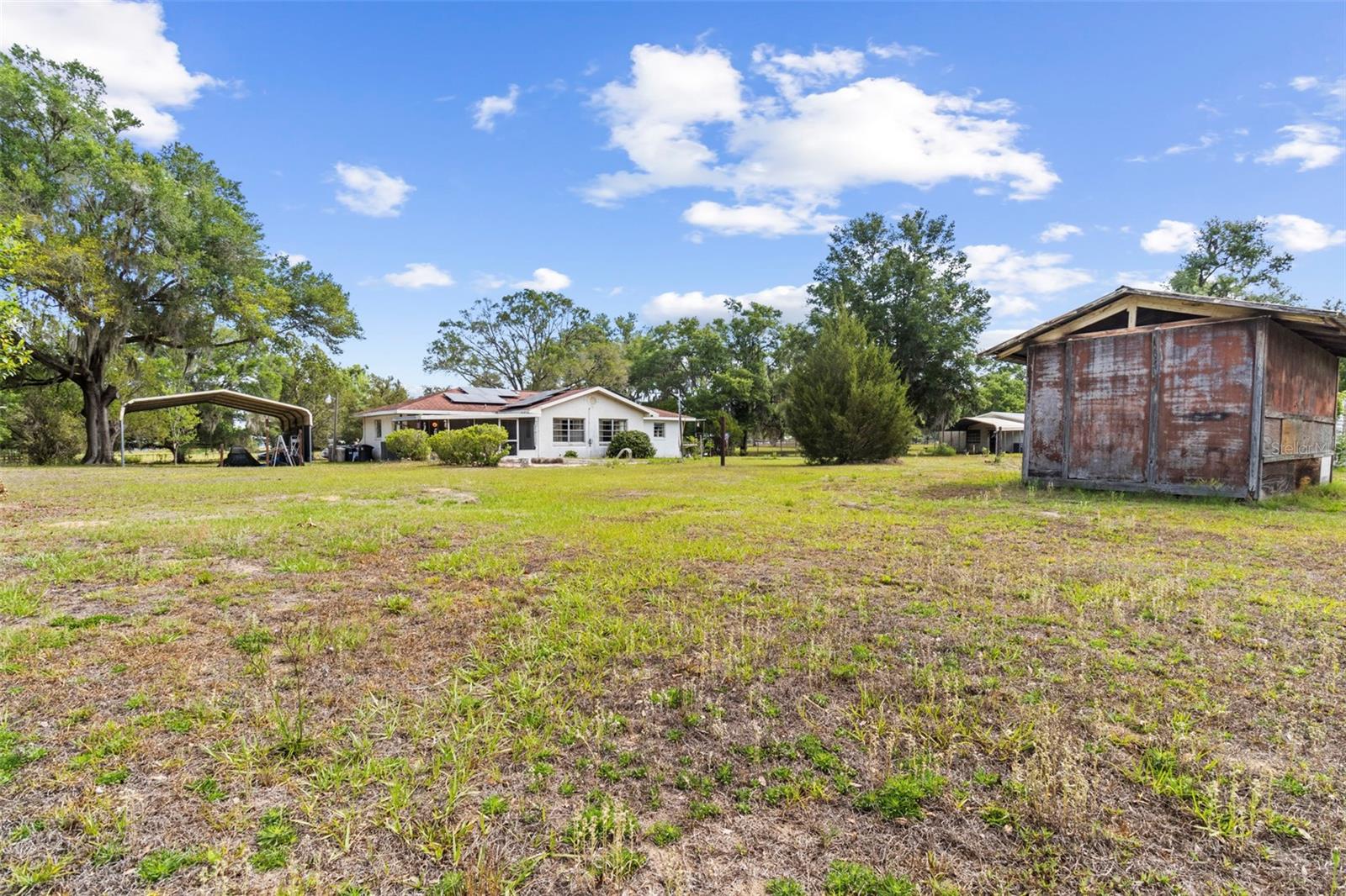 DERBY OAKS - Residential