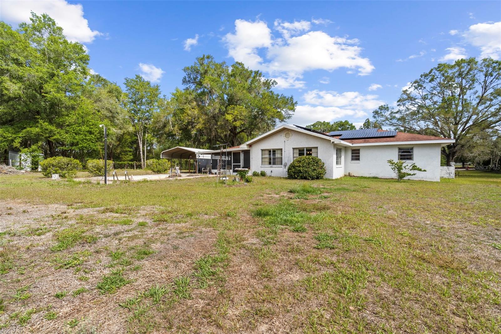 DERBY OAKS - Residential