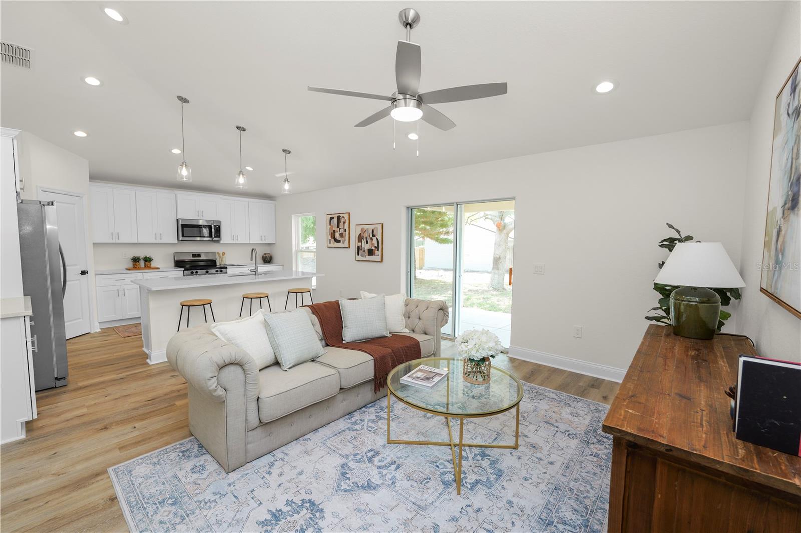 HOFFS SUB - Residential