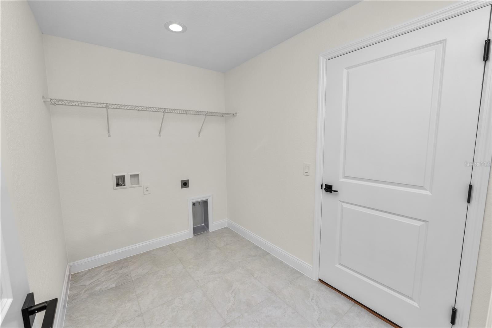 HOFFS SUB - Residential