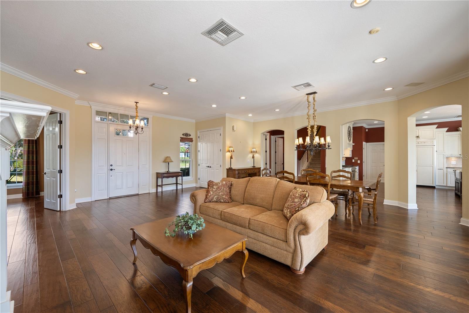 LAKE DOWN ESTATES - Residential