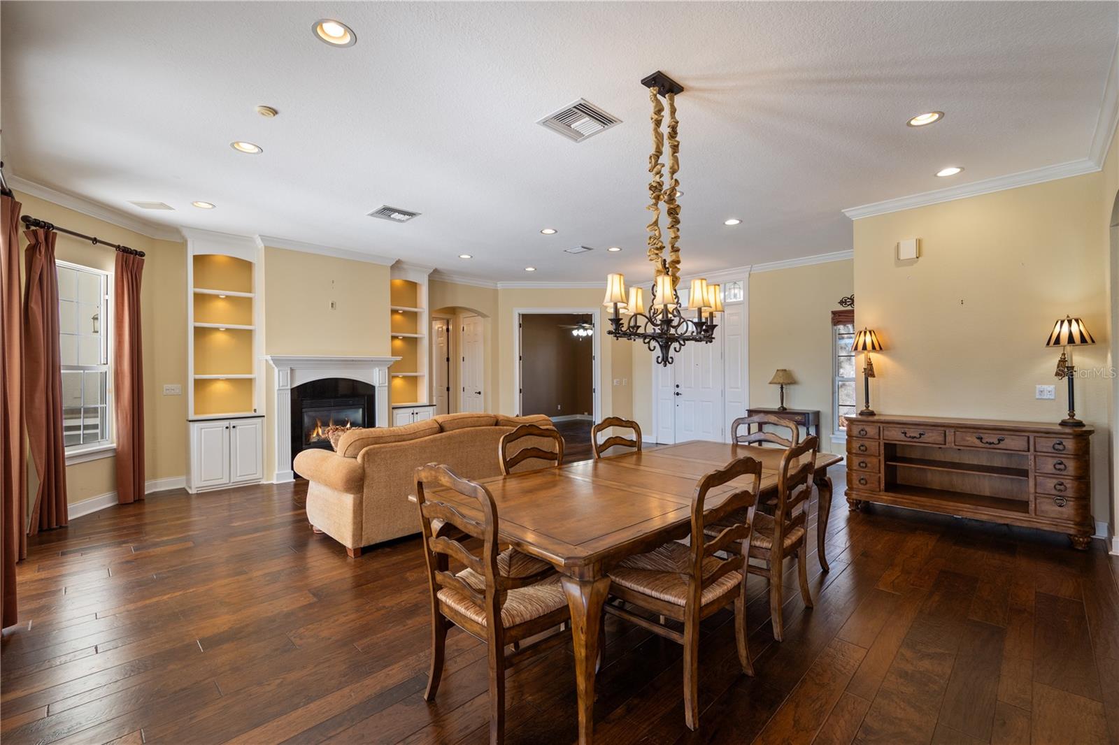 LAKE DOWN ESTATES - Residential