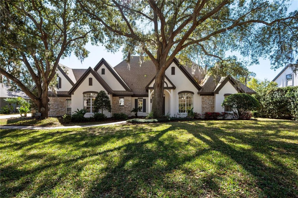 Photo of 10870 Bayshore Drive, Windermere, FL 34786 (MLS # O6371471)