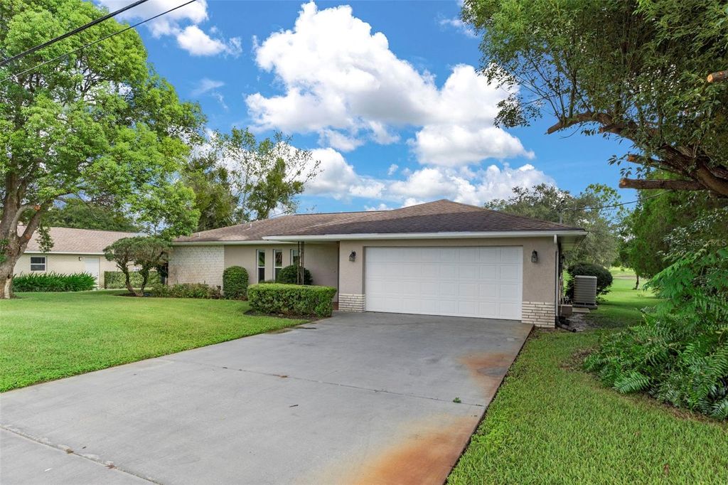 Photo of 8505 E Sandpiper Drive, Inverness, FL 34450 (MLS # OM708191)