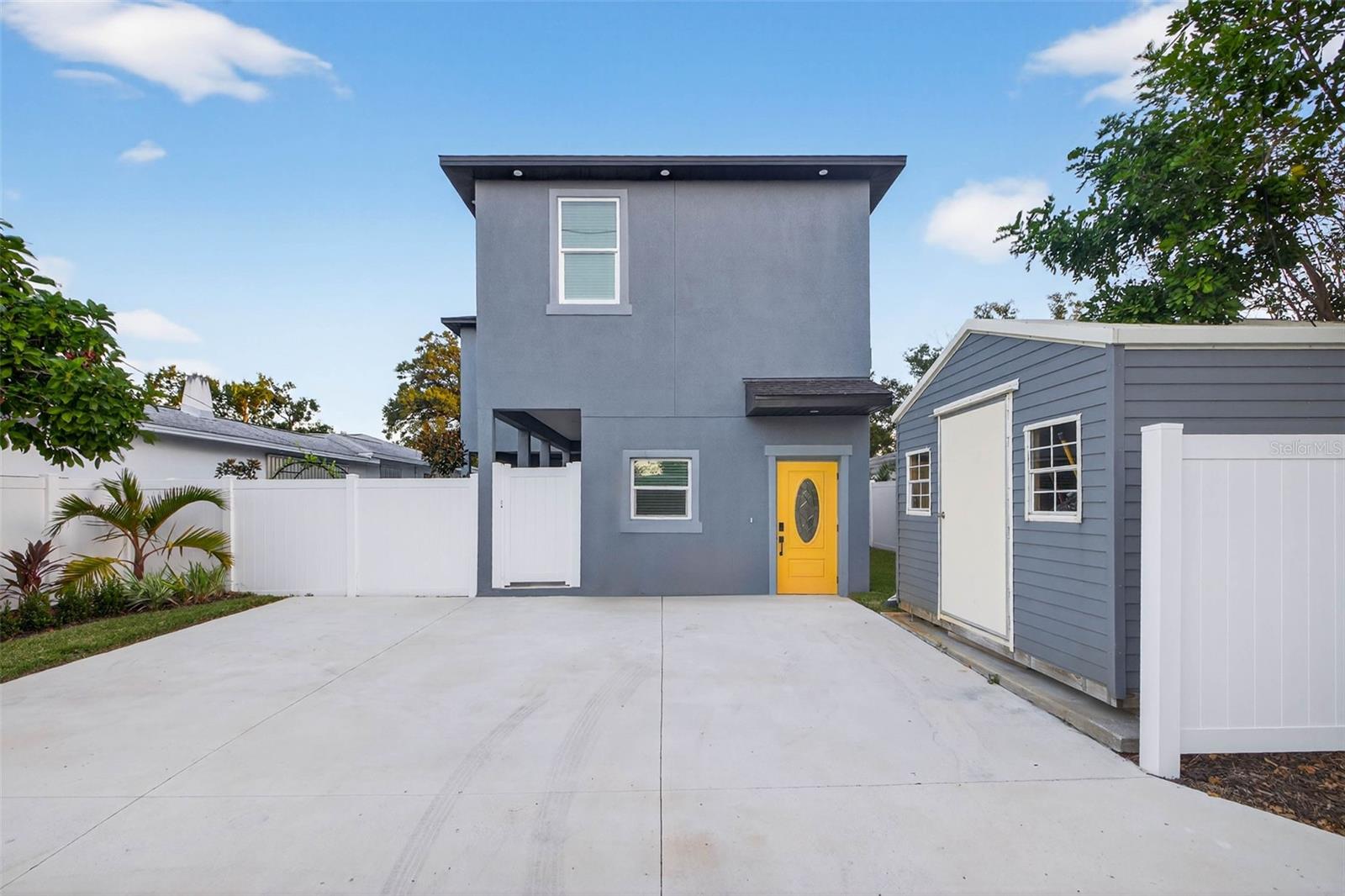 HARVEYS ADD TO OAK RIDGE - Residential Lease