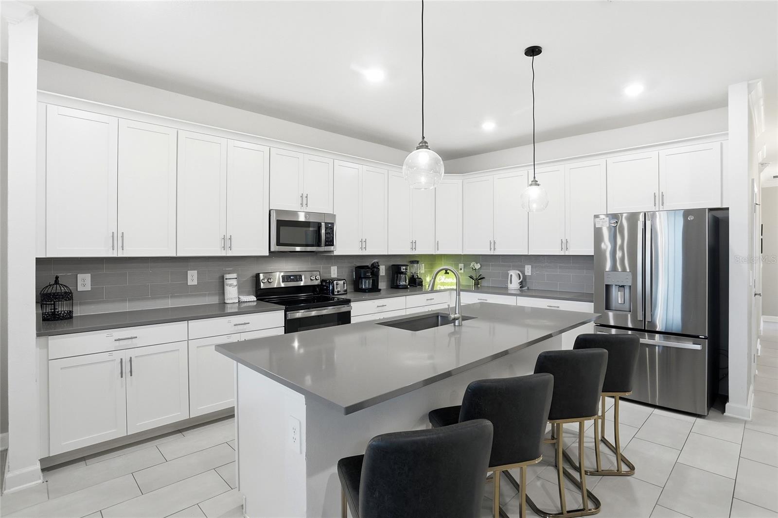 FOX NORTH - Residential