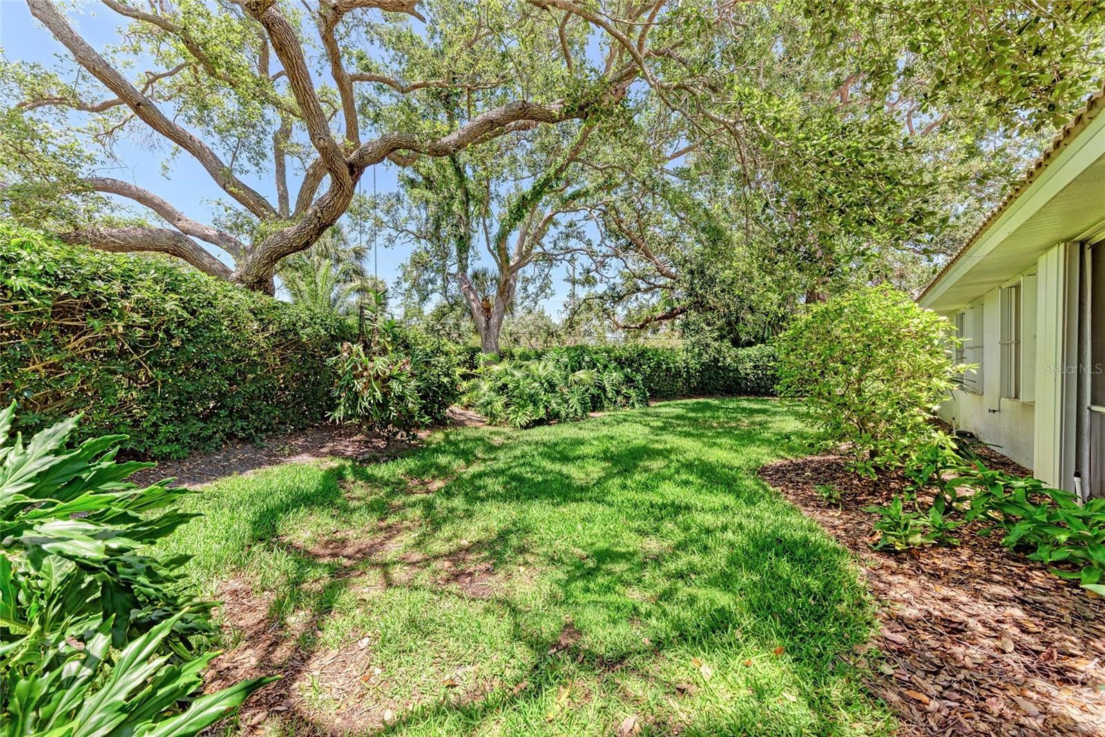 7023 WOODSIDE OAKS CIRCLE 1