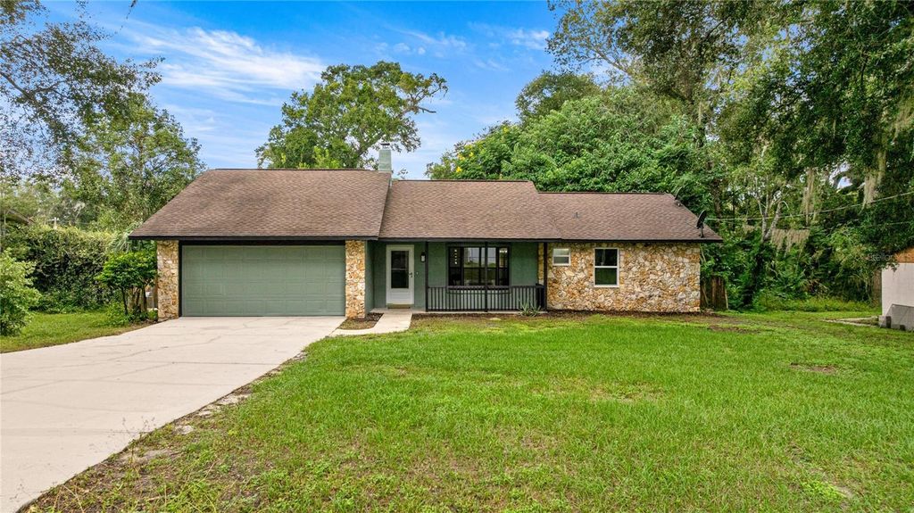 Photo of 3922 NE 28th Court, Ocala, FL 34479 (MLS # OM711278)