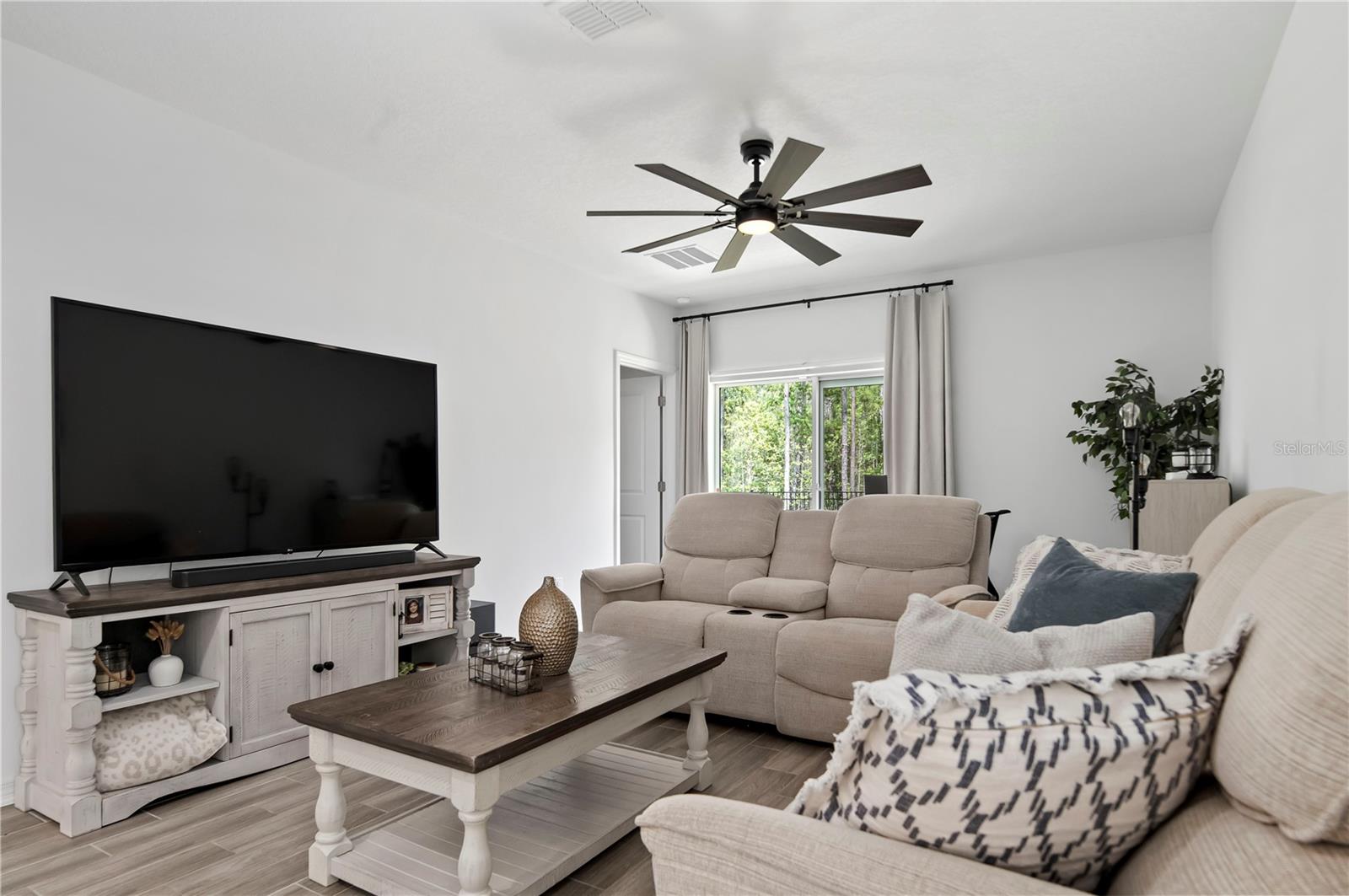 1094 CABOT CLIFFS DRIVE