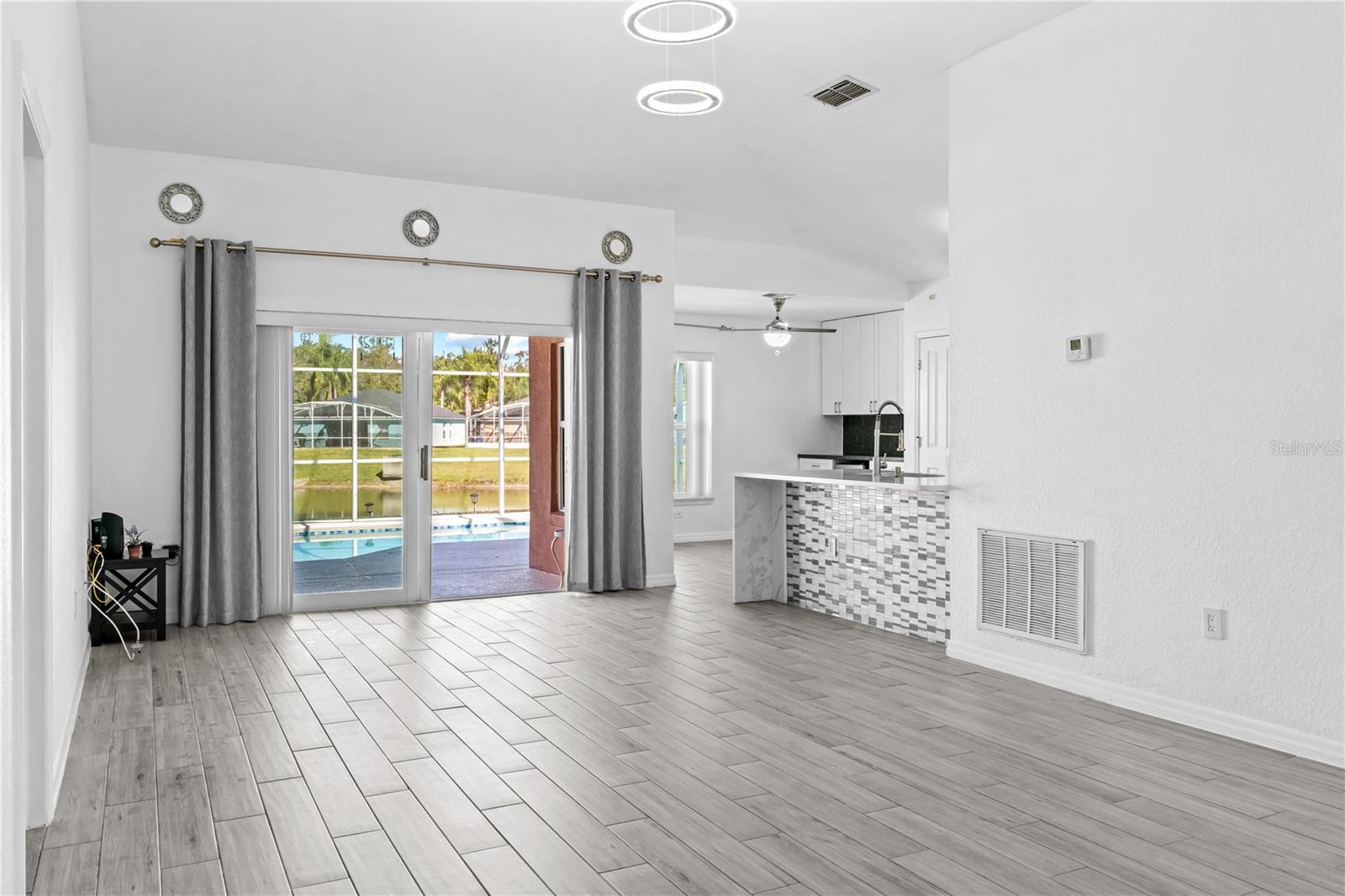 RESERVE AT TOWN CENTER - Residential