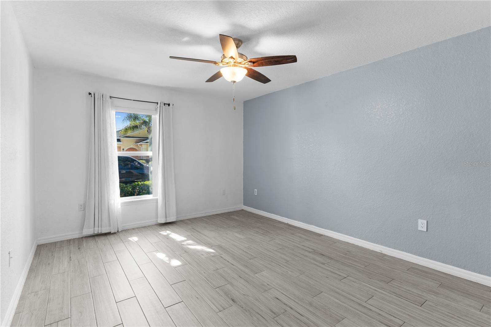 RESERVE AT TOWN CENTER - Residential