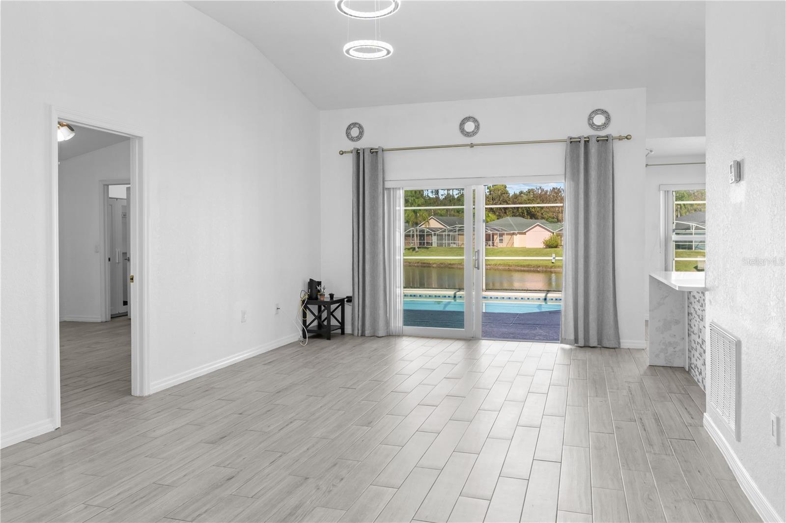 RESERVE AT TOWN CENTER - Residential