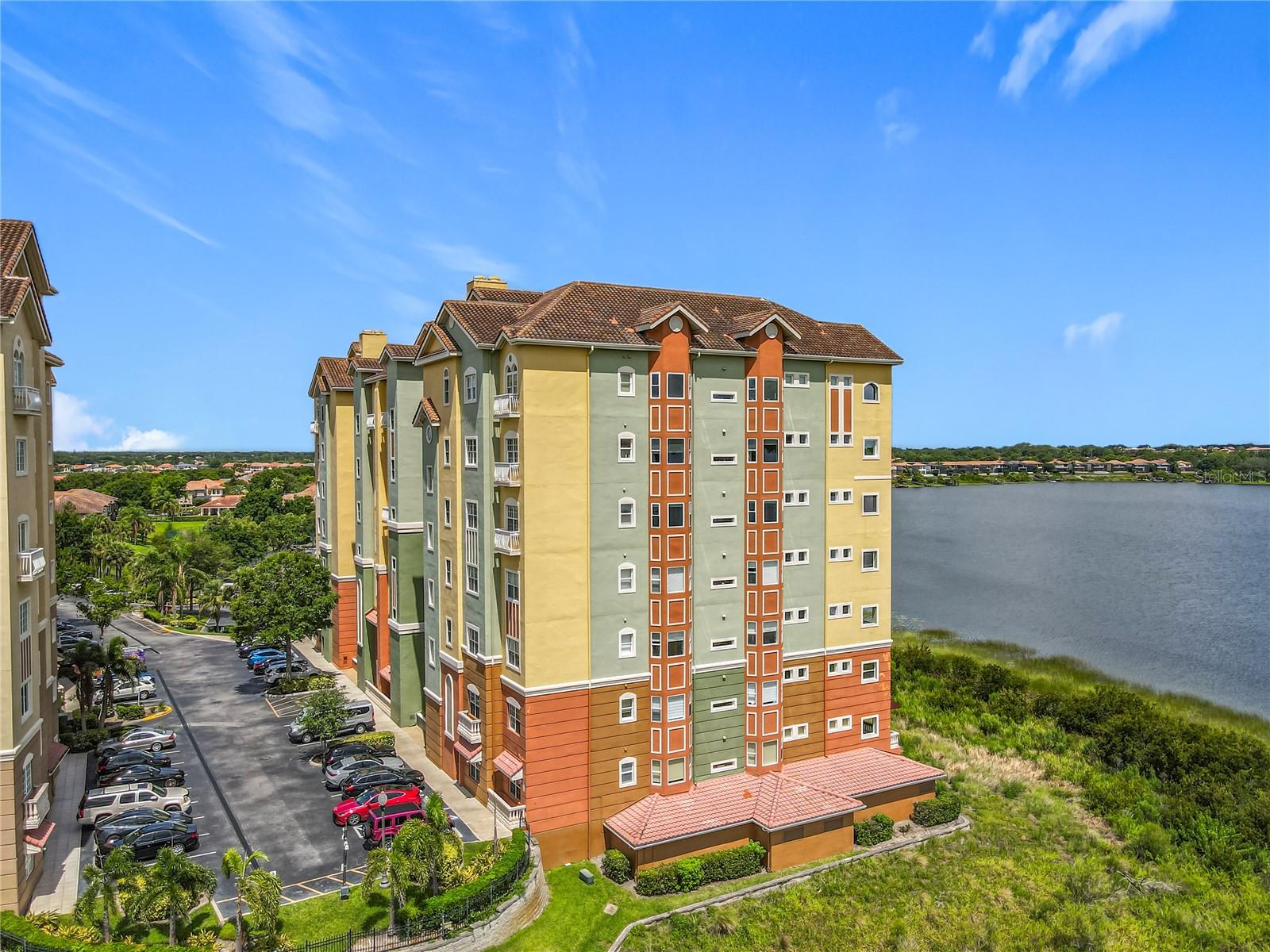 8743 S THE ESPLANADE 18