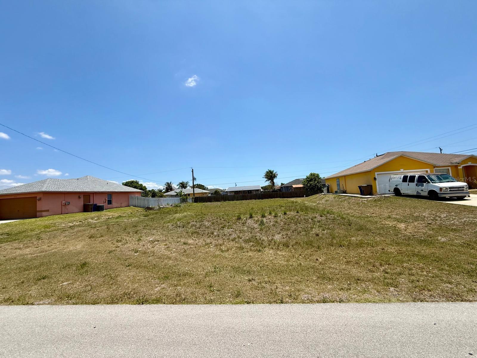 LEHIGH ACRES - Land