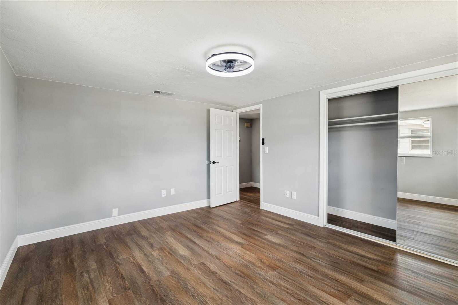 HOLIDAY GARDEN ESTATES - Residential