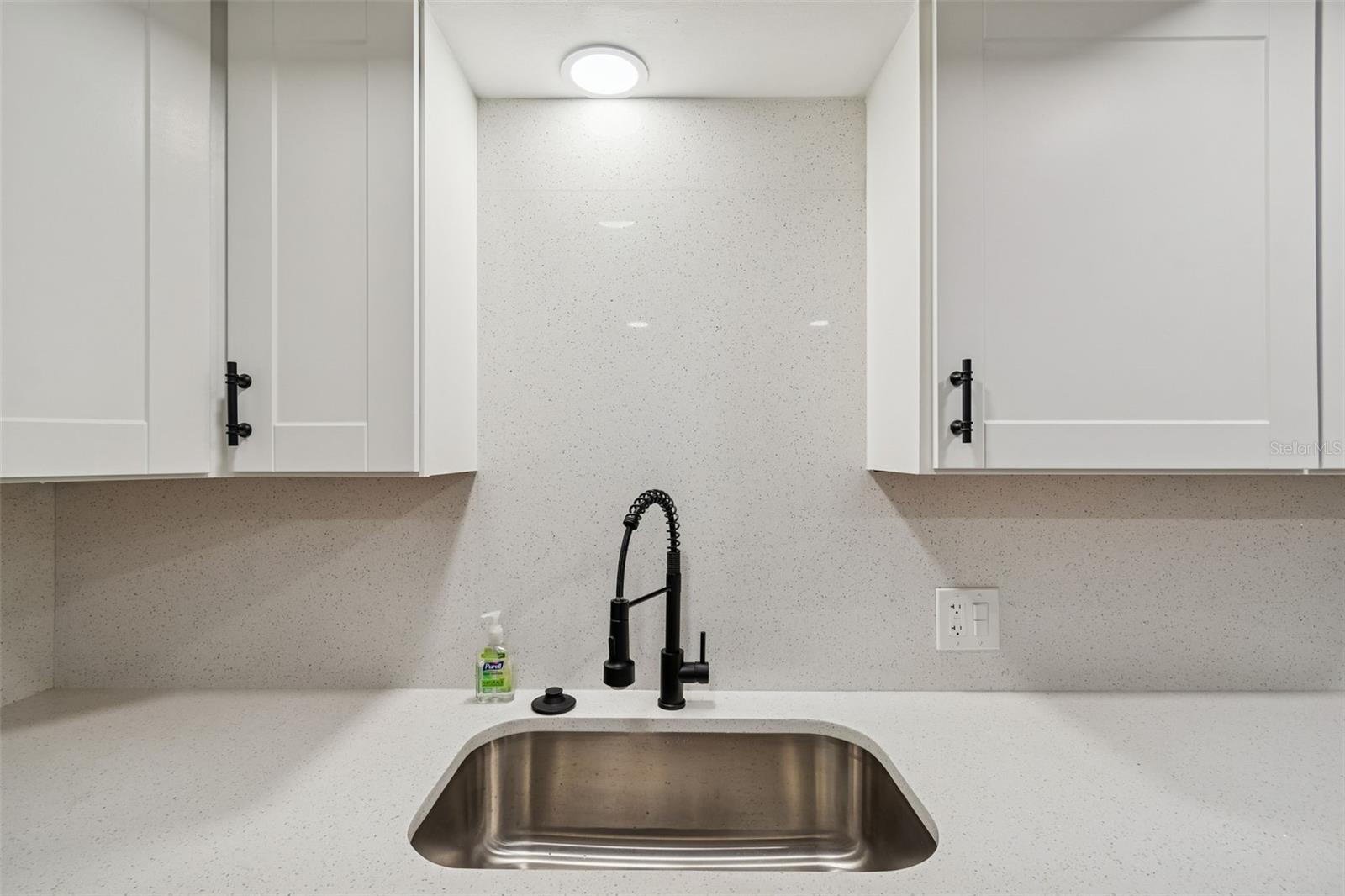 HOLIDAY GARDEN ESTATES - Residential