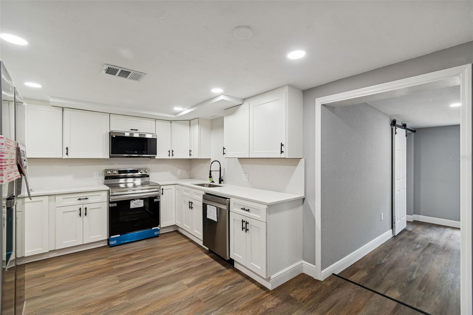 HOLIDAY GARDEN ESTATES - Residential