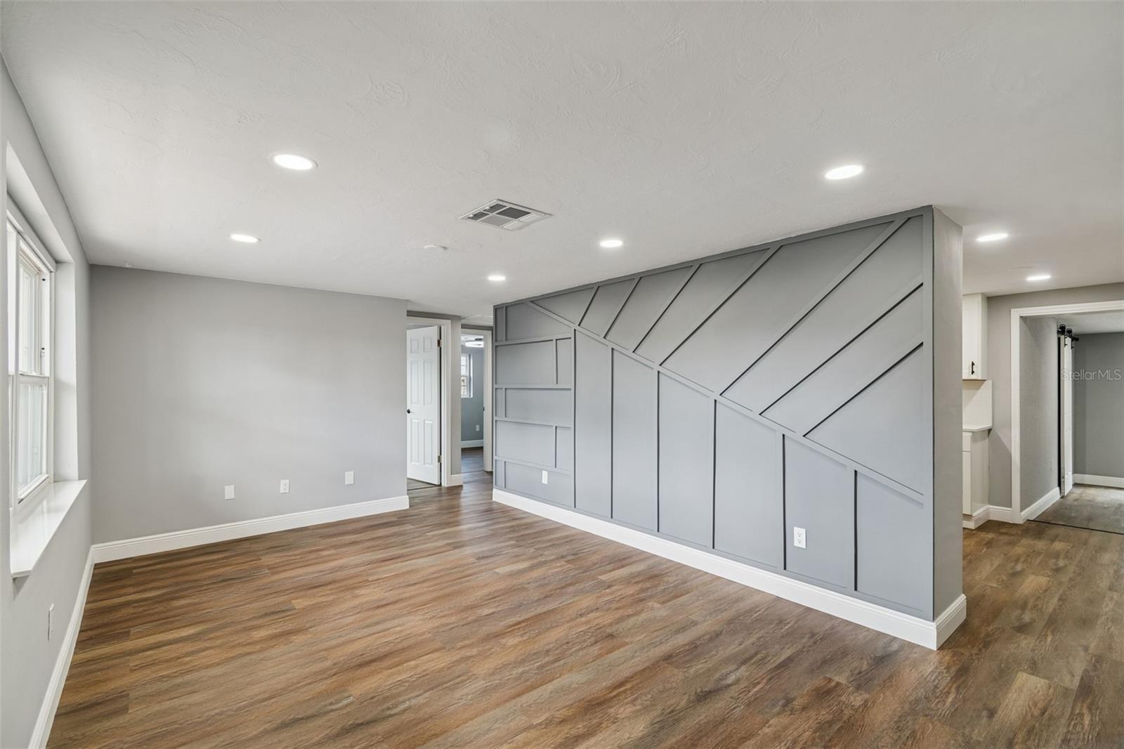 HOLIDAY GARDEN ESTATES - Residential