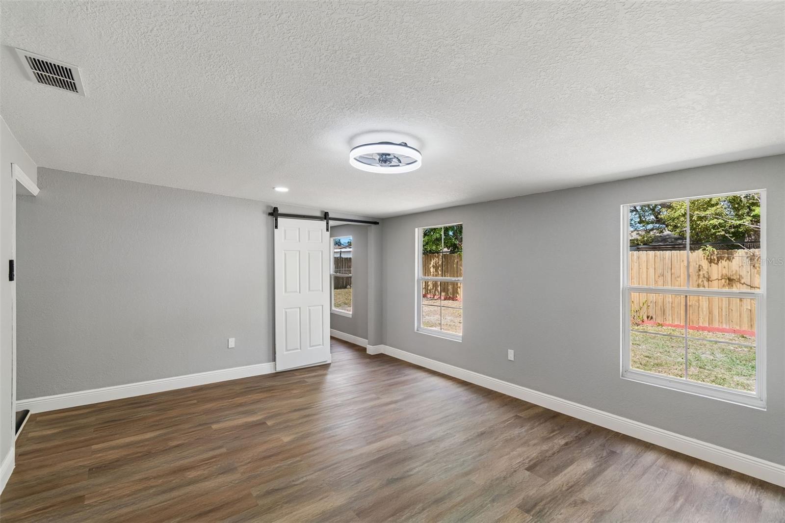 HOLIDAY GARDEN ESTATES - Residential