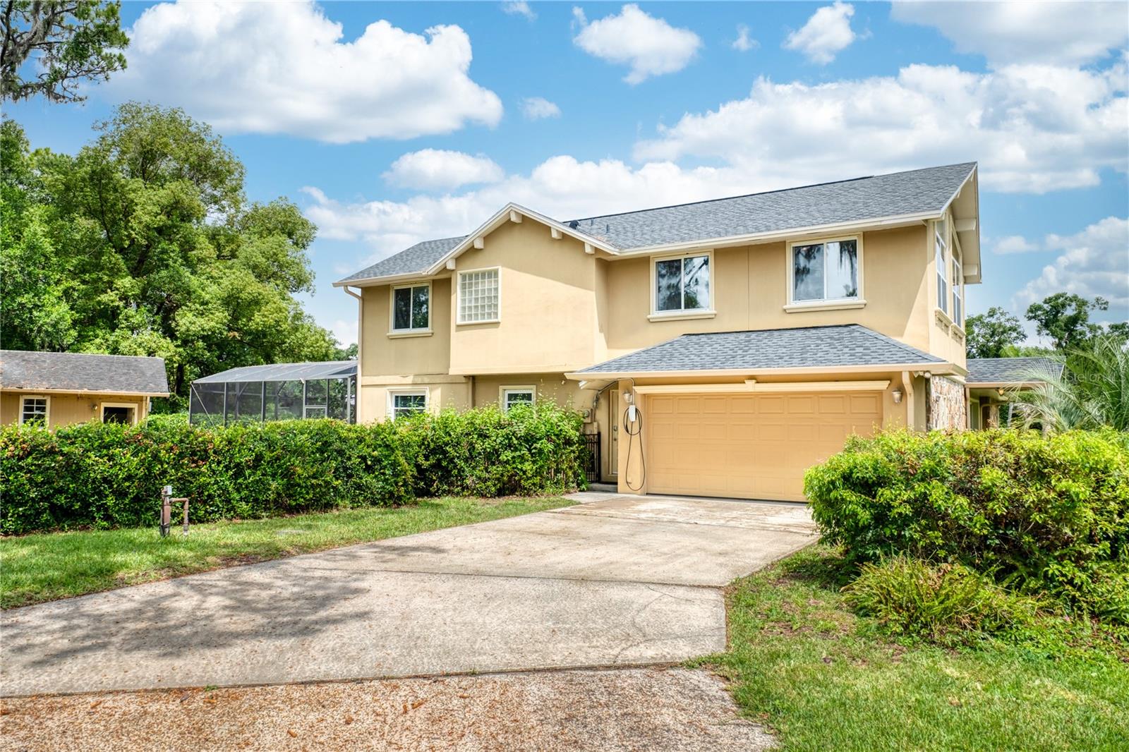 3102 CECELIA DRIVE