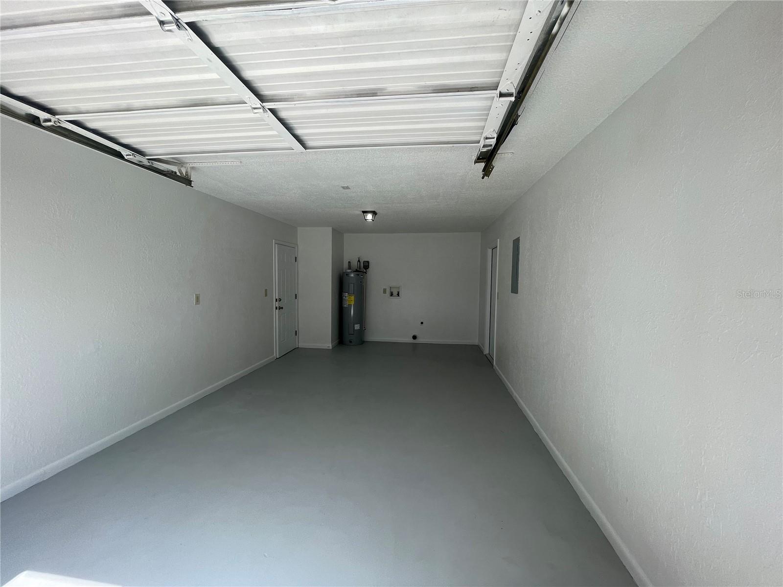 TOMOKA WOODS - Residential