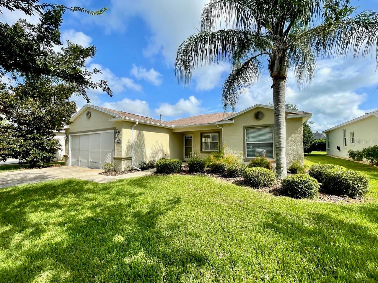 SUMMERGLEN - Residential