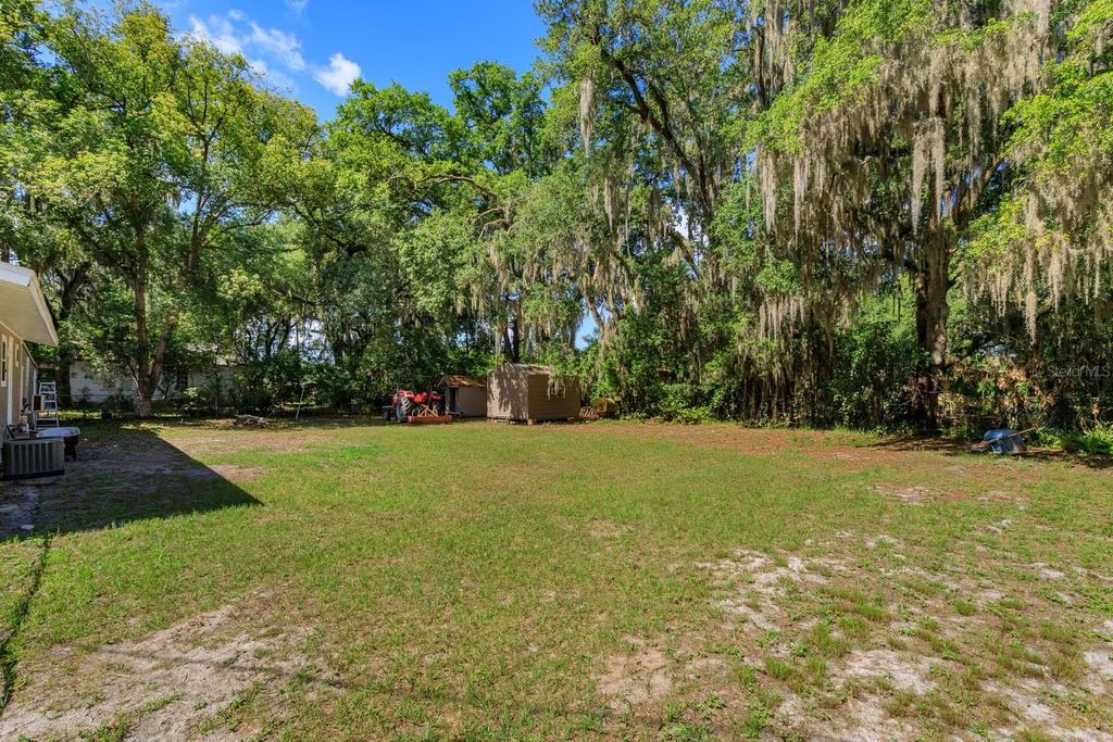 Photo of 2820 Magnolia Avenue, Sanford, FL 32773 (MLS # G5112583)