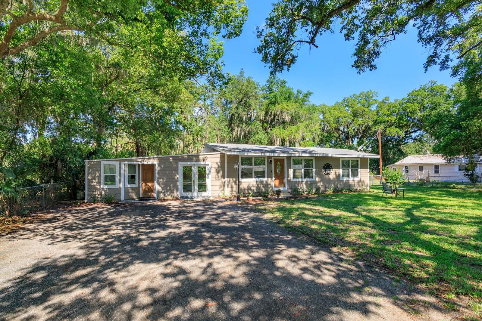 2820 MAGNOLIA AVENUE