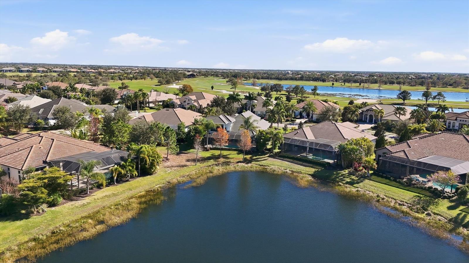 COUNTRY CLUB EAST AT LAKEWD RNCH VV2 - Residential